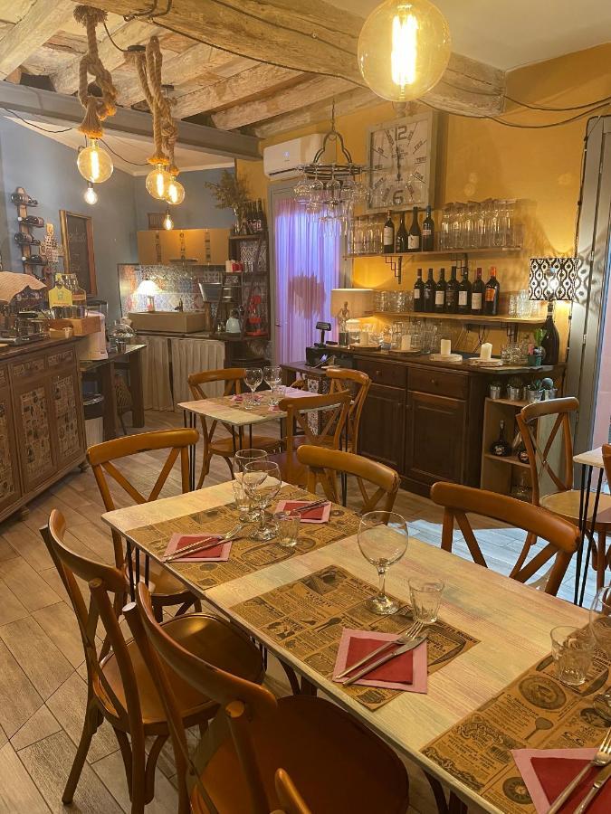 B&B "La Foresteria Del Merlin Cocai" Mantova Exteriör bild