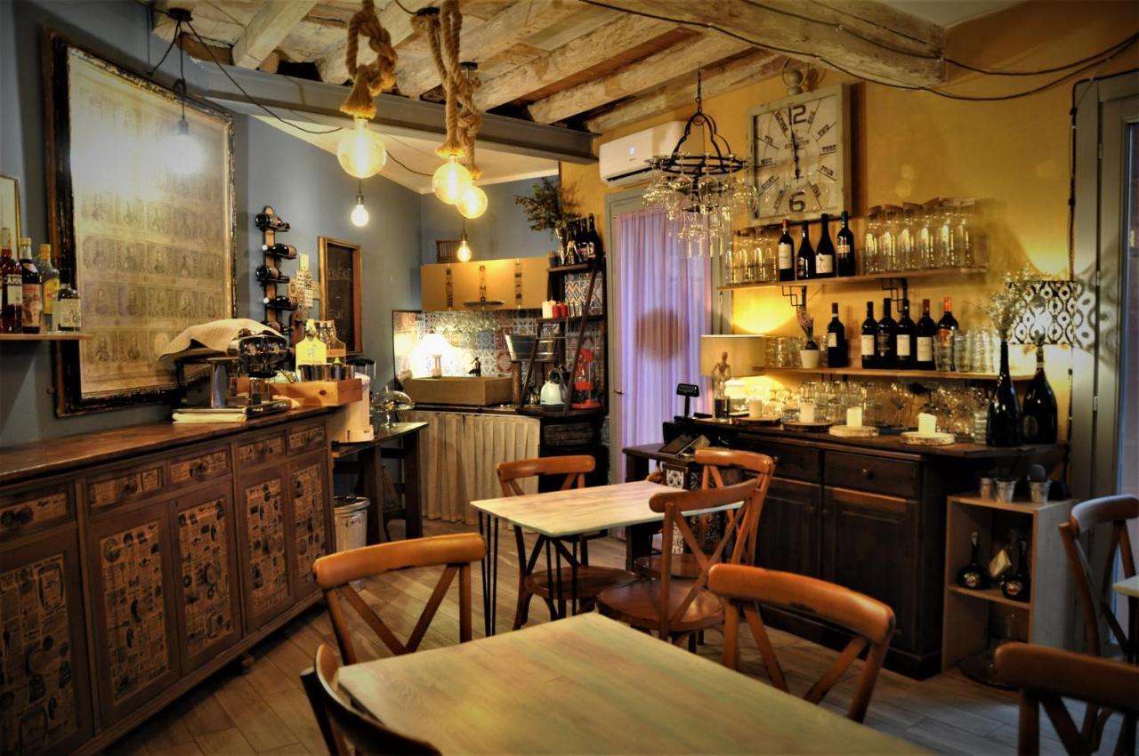 B&B "La Foresteria Del Merlin Cocai" Mantova Exteriör bild