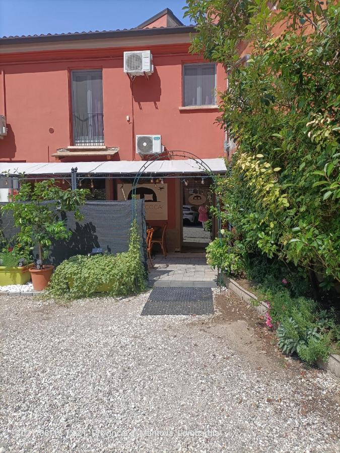 B&B "La Foresteria Del Merlin Cocai" Mantova Exteriör bild