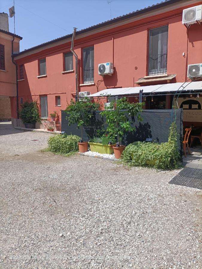 B&B "La Foresteria Del Merlin Cocai" Mantova Exteriör bild